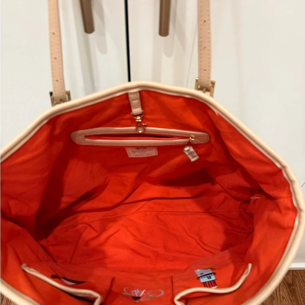 Spartina Cape Cod and Islands Tote Bag. If used, it was only once. Like new. - Picture 7 of 8